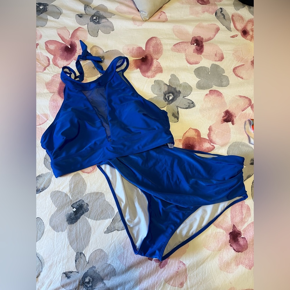 Women’s Shein bikini